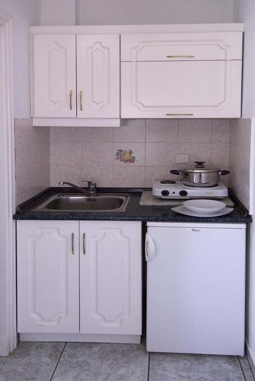 Harisis Apartments Olympiakí Aktí Chambre photo